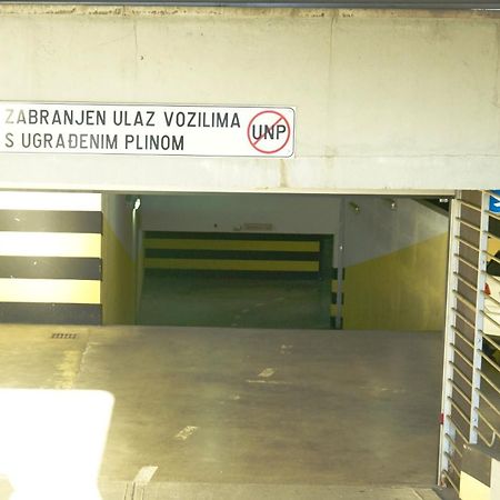 Bura2 , With Private Parking In The Garage Appartement Split Buitenkant foto