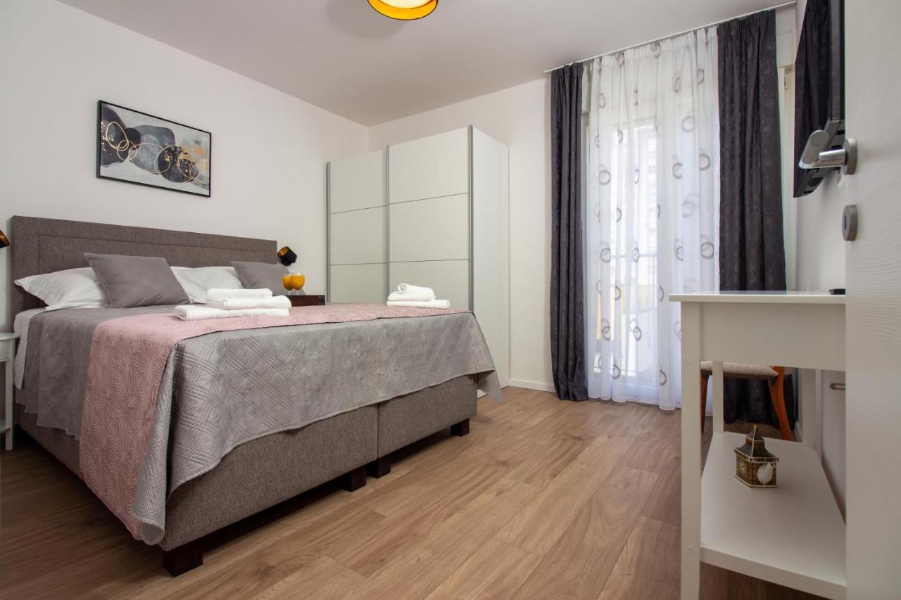 Bura2 , With Private Parking In The Garage Appartement Split Buitenkant foto