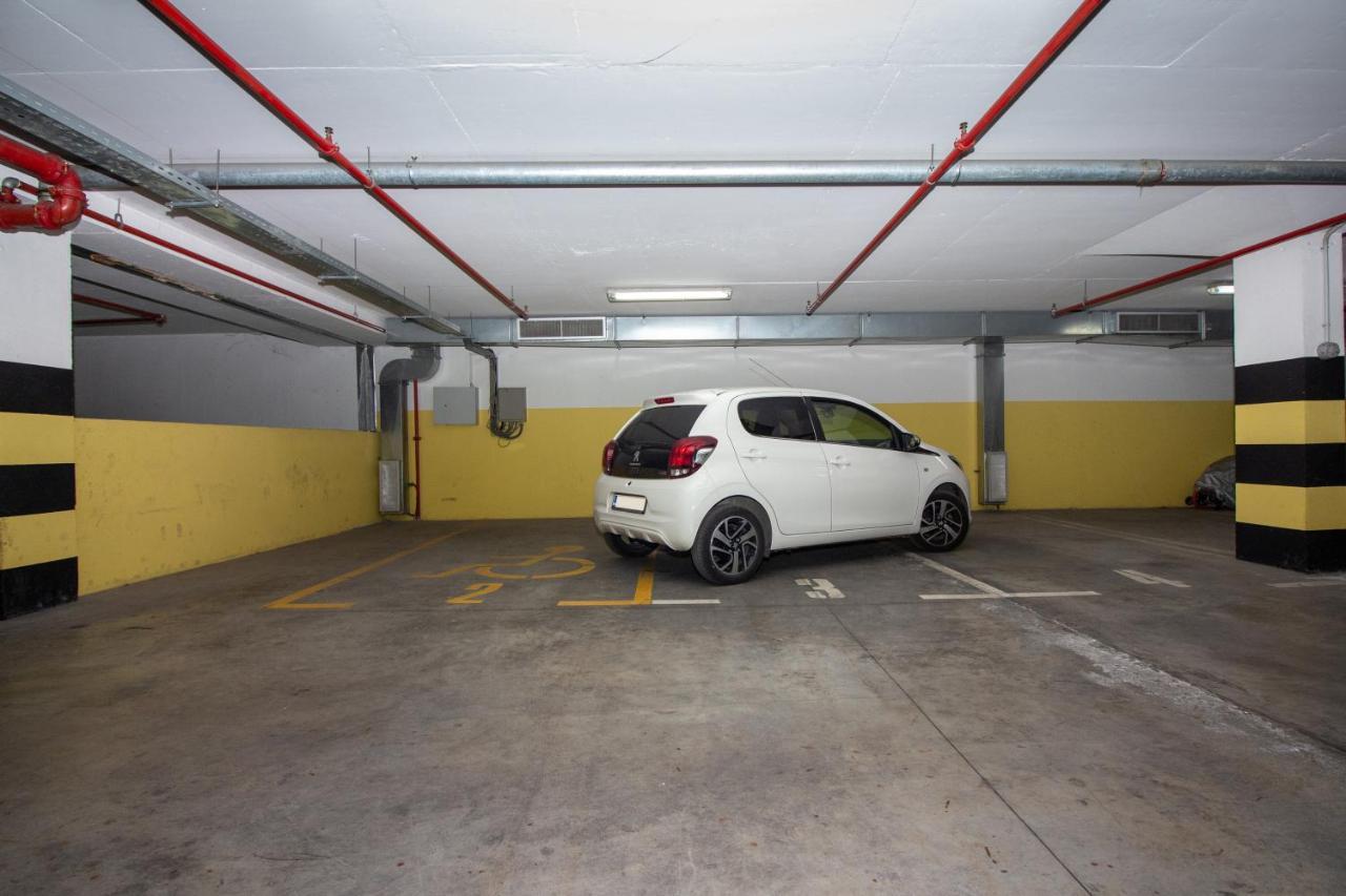 Bura2 , With Private Parking In The Garage Appartement Split Buitenkant foto