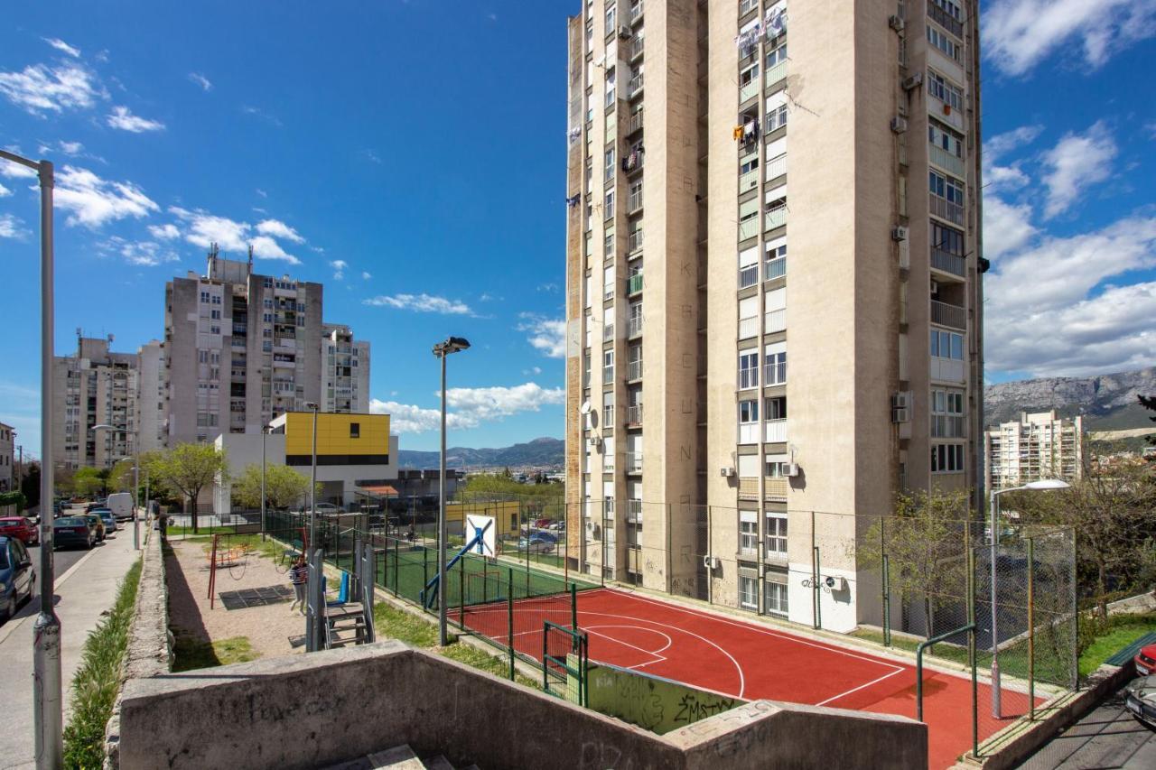 Bura2 , With Private Parking In The Garage Appartement Split Buitenkant foto